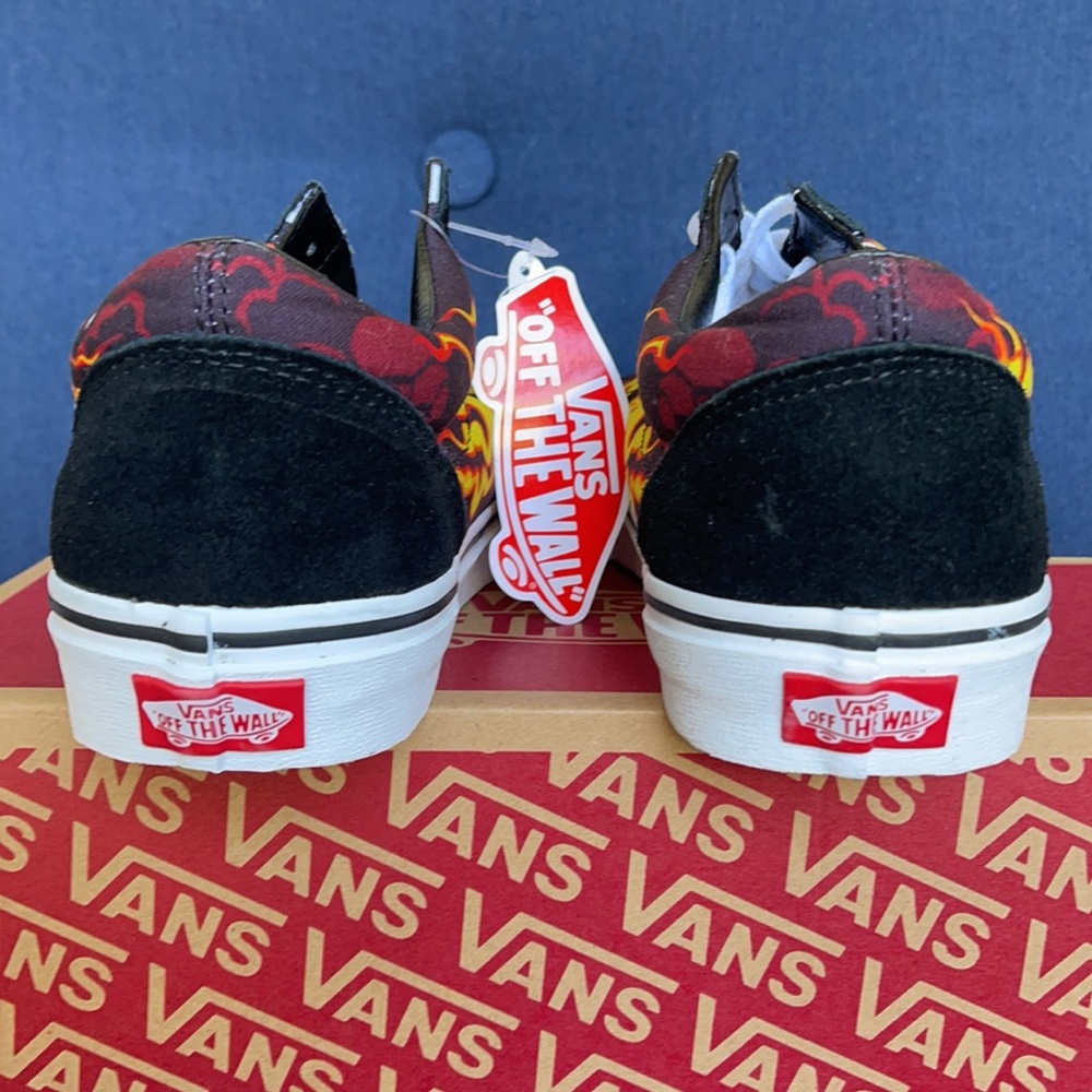 Vans Men’s Old Skool Samurai Rising Black/True White Sneakers - Picture 14 of 16